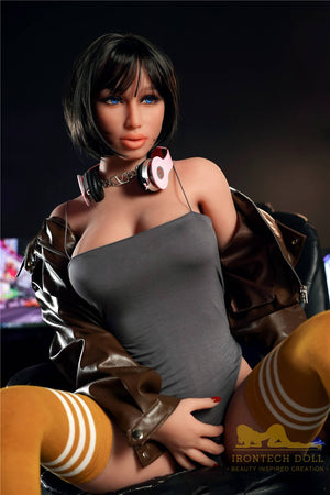Faye - B Cup