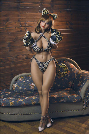 Ashlea - D Cup