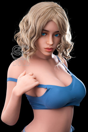 Lisa - F Cup